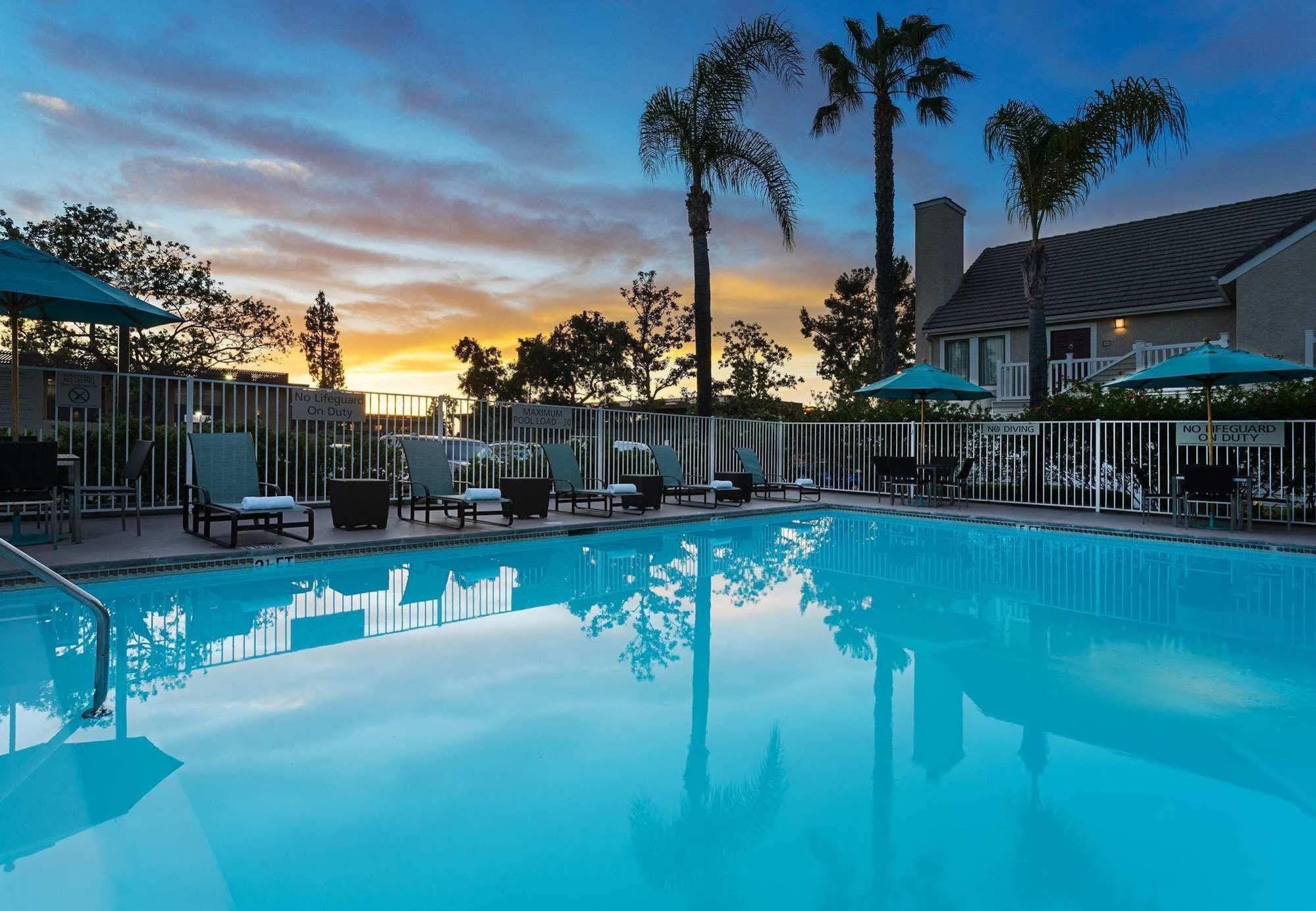 Residence Inn By Marriott San Diego Central מראה חיצוני תמונה
